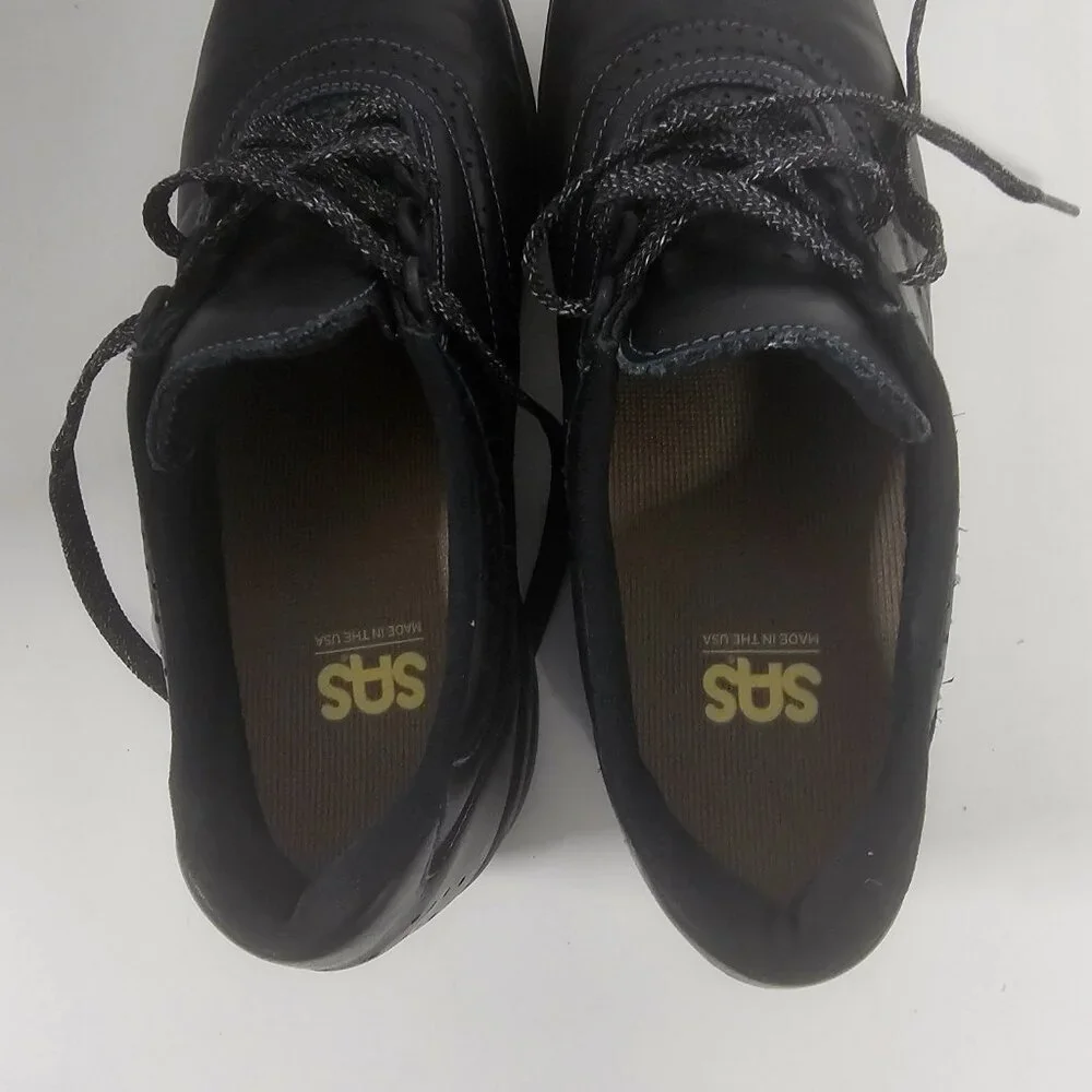 SAS solid black